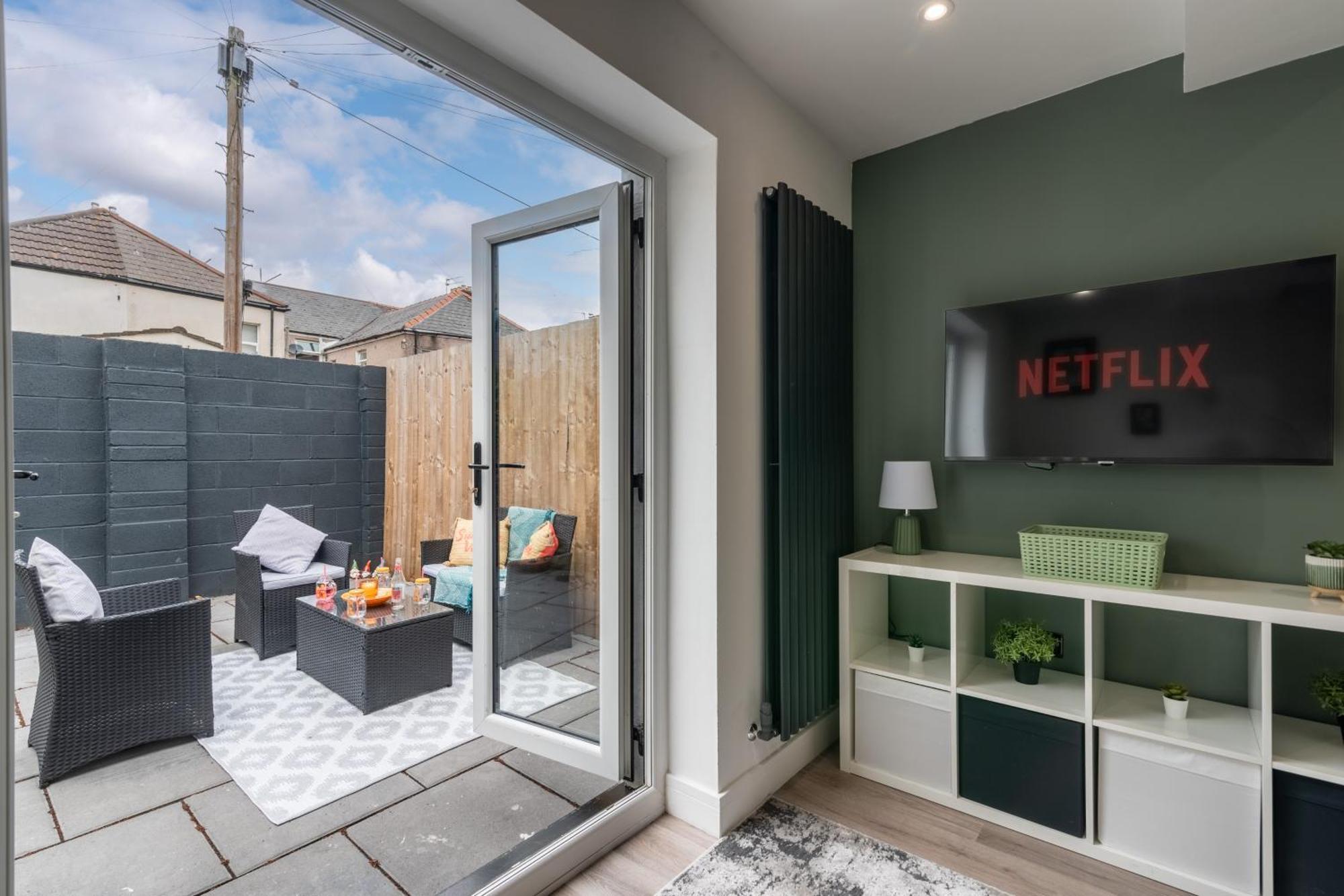 Luxury Apartments In Cardiff City Centre Eksteriør billede