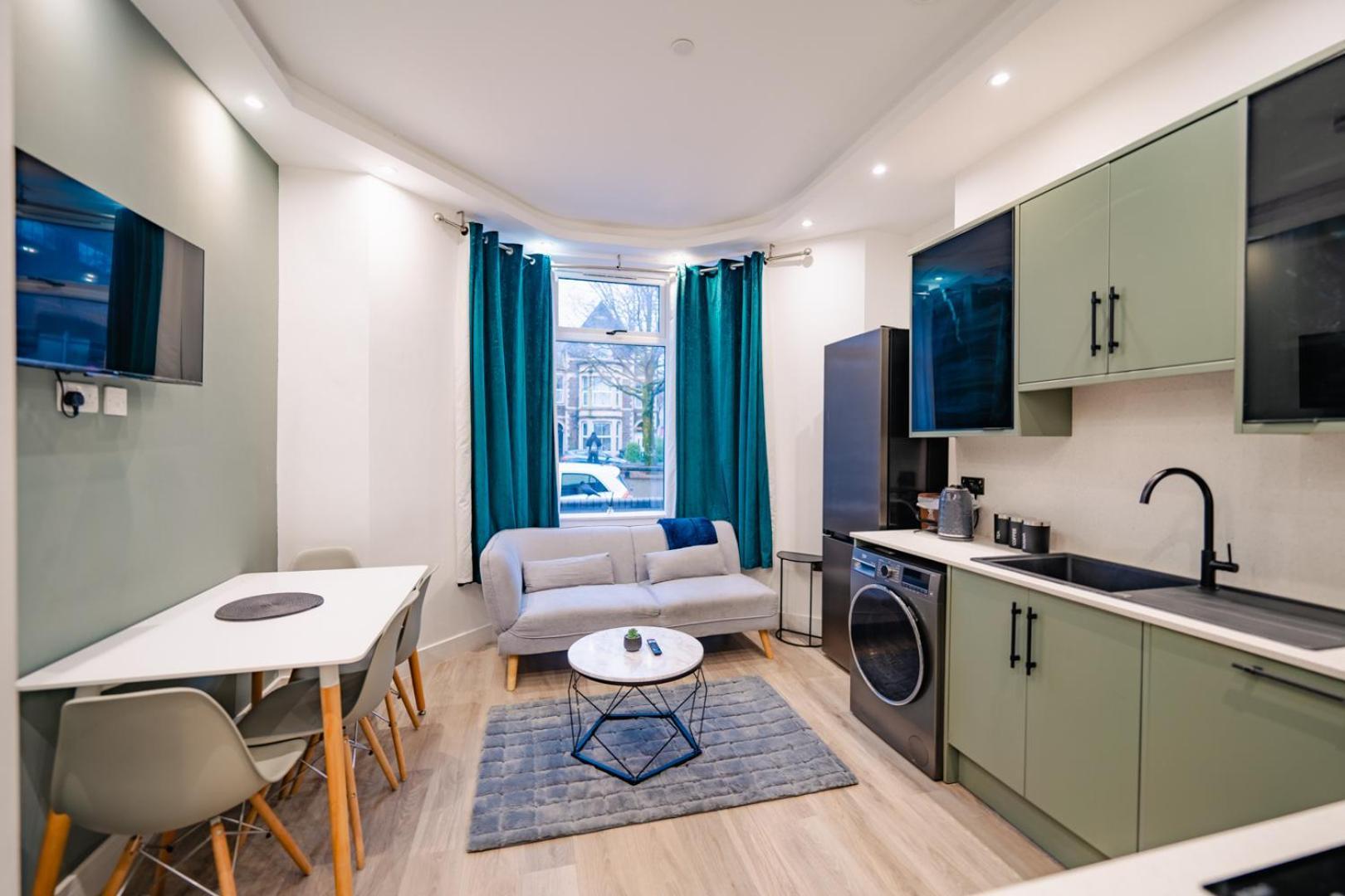 Luxury Apartments In Cardiff City Centre Eksteriør billede
