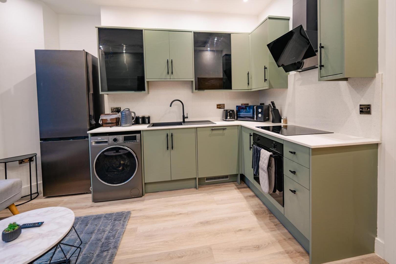 Luxury Apartments In Cardiff City Centre Eksteriør billede